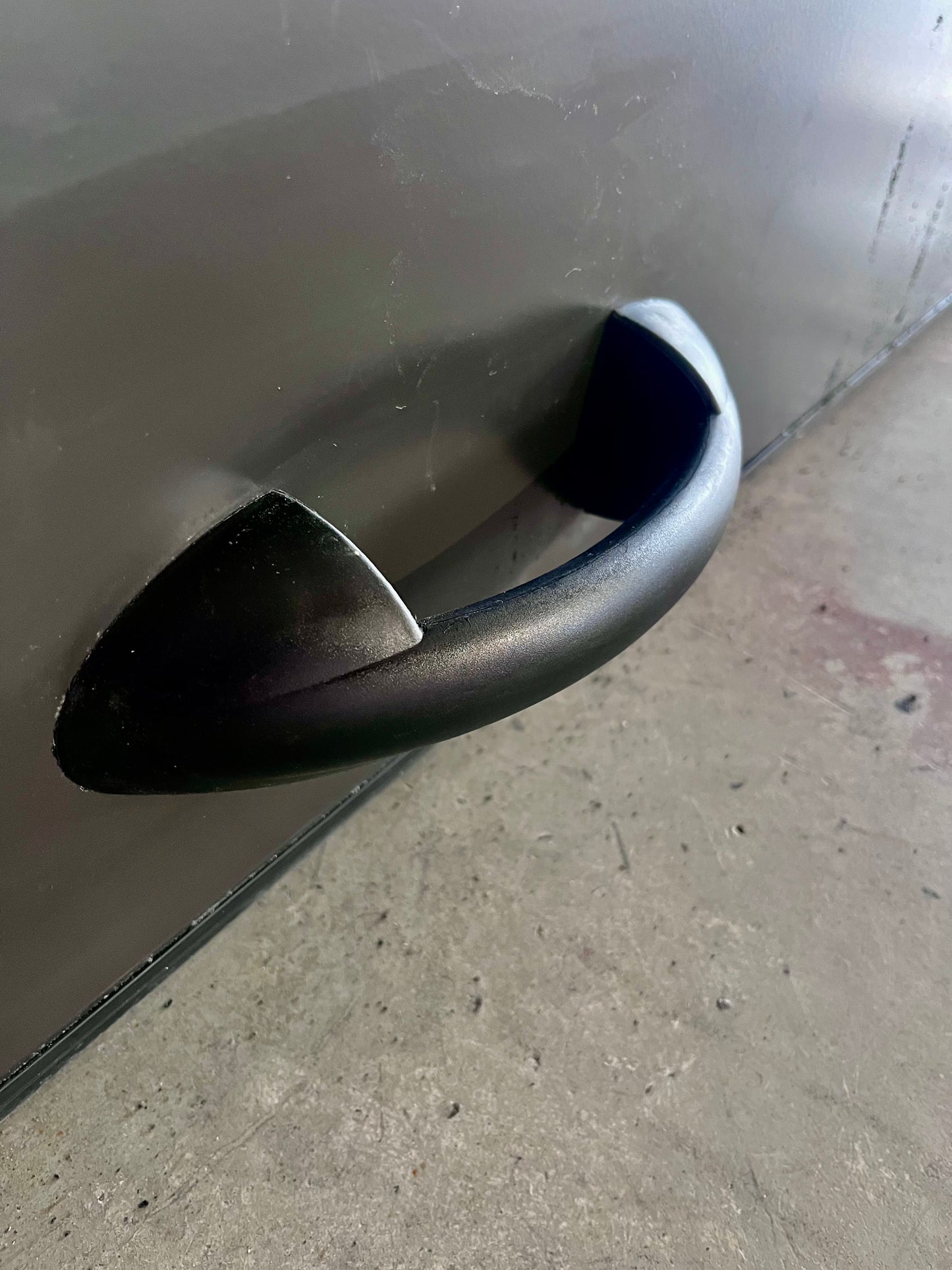Universal Grab Handle