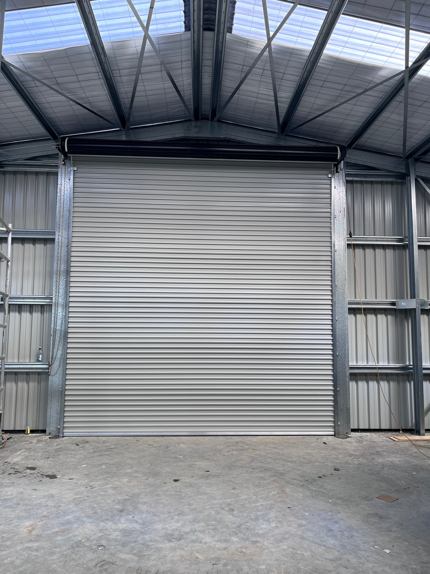 Commercial Roller Garage Door 4.2h x 2.4-5.1M wide